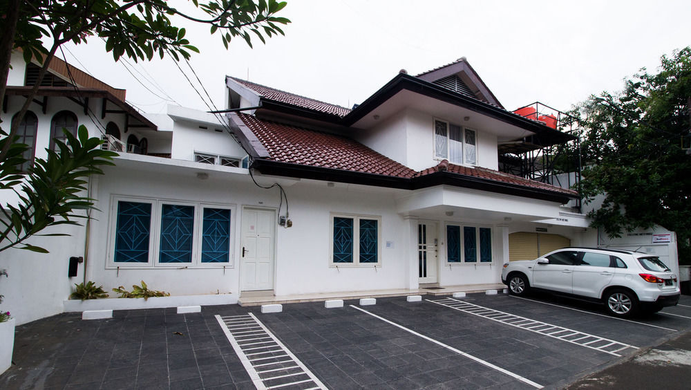 Reddoorz Plus @ Tendean Jakarta Exteriör bild