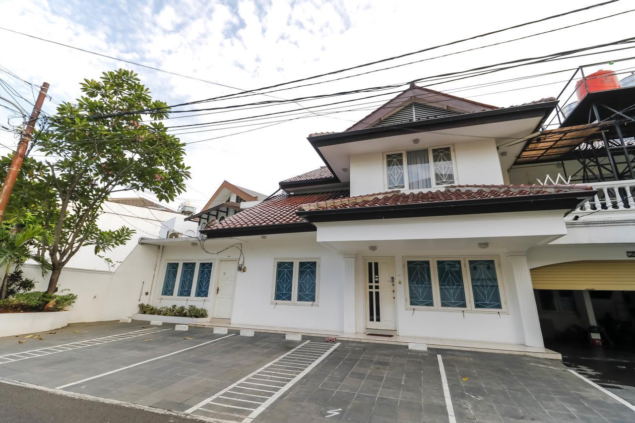 Reddoorz Plus @ Tendean Jakarta Exteriör bild